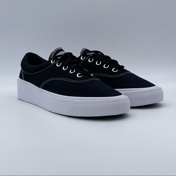 Converse Sneakers. - Picture 8 of 12